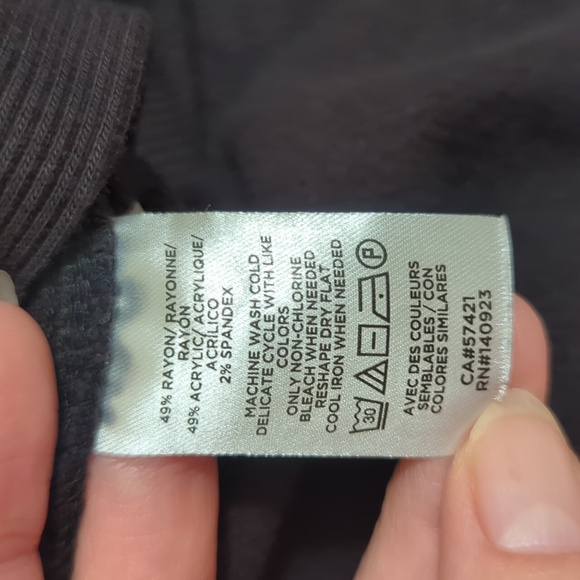 Lou & Grey Signaturesoft Lightweight Dolman Sleeve Sweater, Color Black Size M - Picture 11 of 15